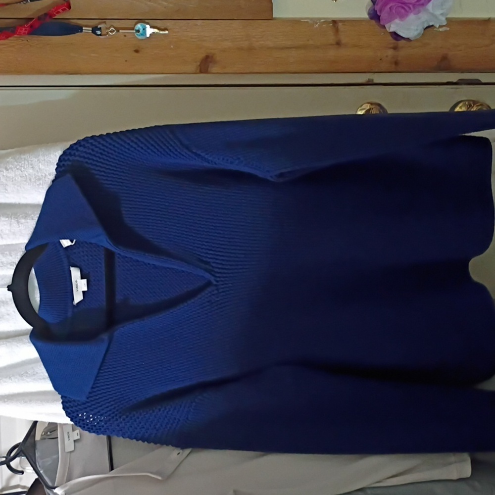 Vince Deep Blue Textured Sweater